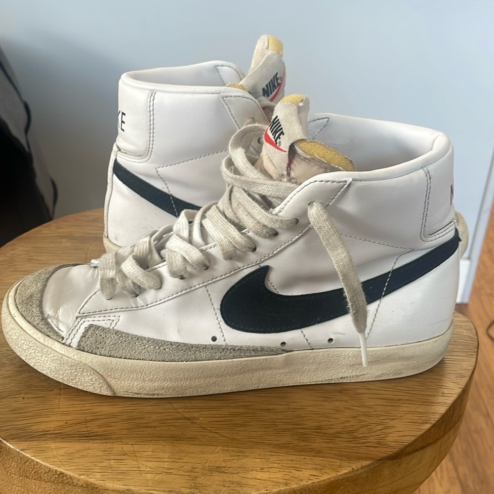 Nike mid trail blazer 7.5
